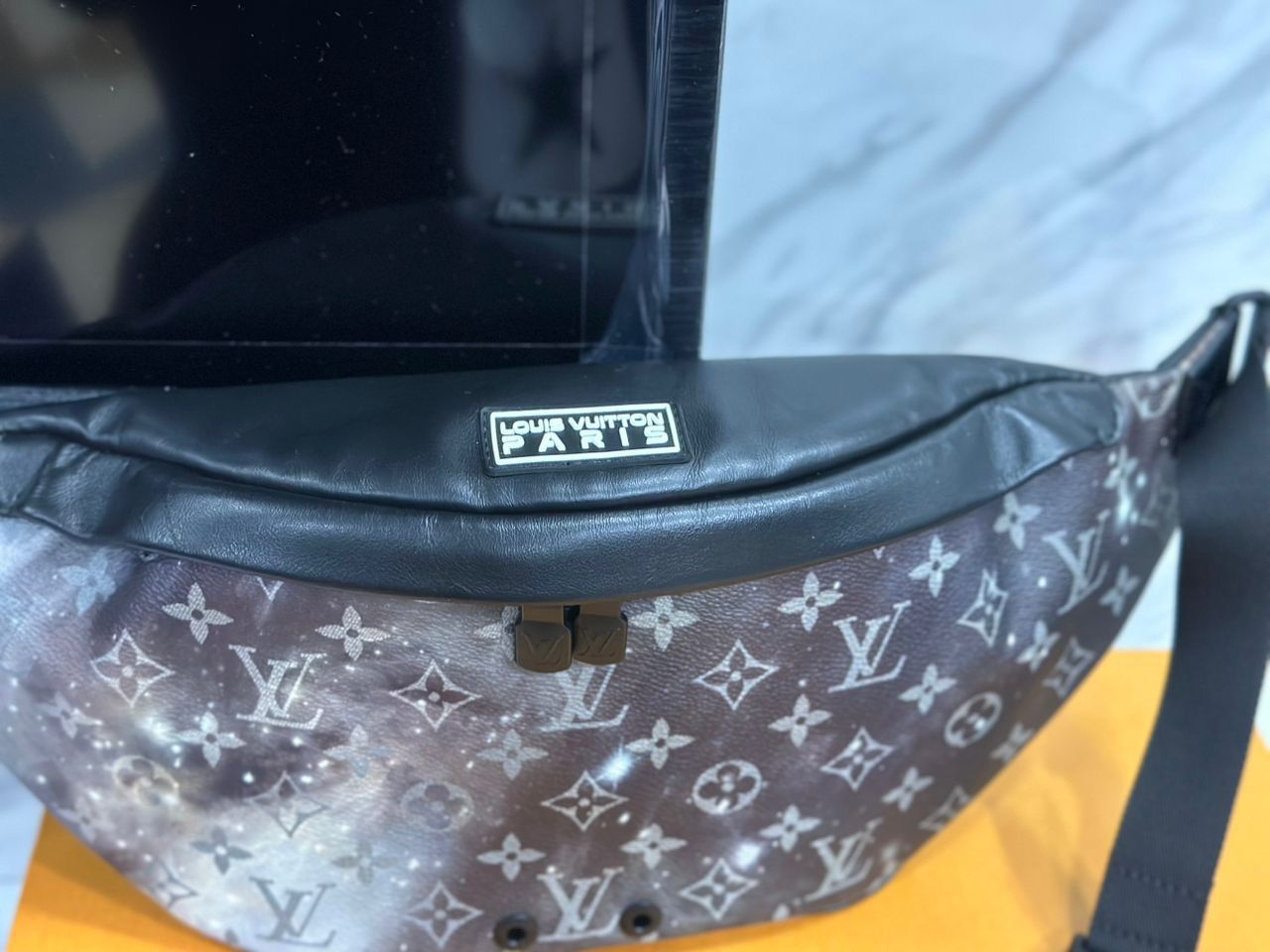 Louis Vuitton Louis Vuitton Monogram-Galaxy Discovery Bum Bag Waist Pouch, tamayaku