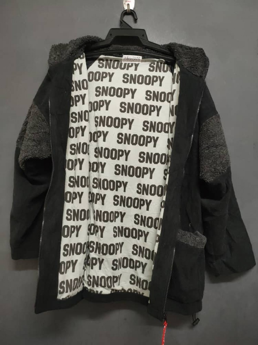 Peanuts - Vintage Snoopy Peanut Embroidered Fleece Hoodie - 3