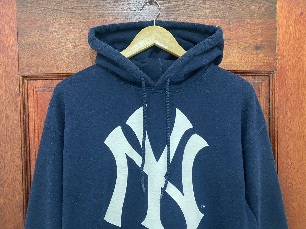 Vintage 90s Majestic New York Yankees Big Logo Sweatshirt - 3