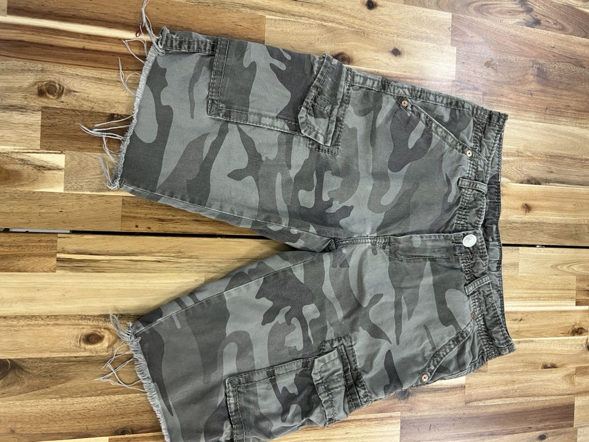 True Religion Army GreenShort Pants - 1