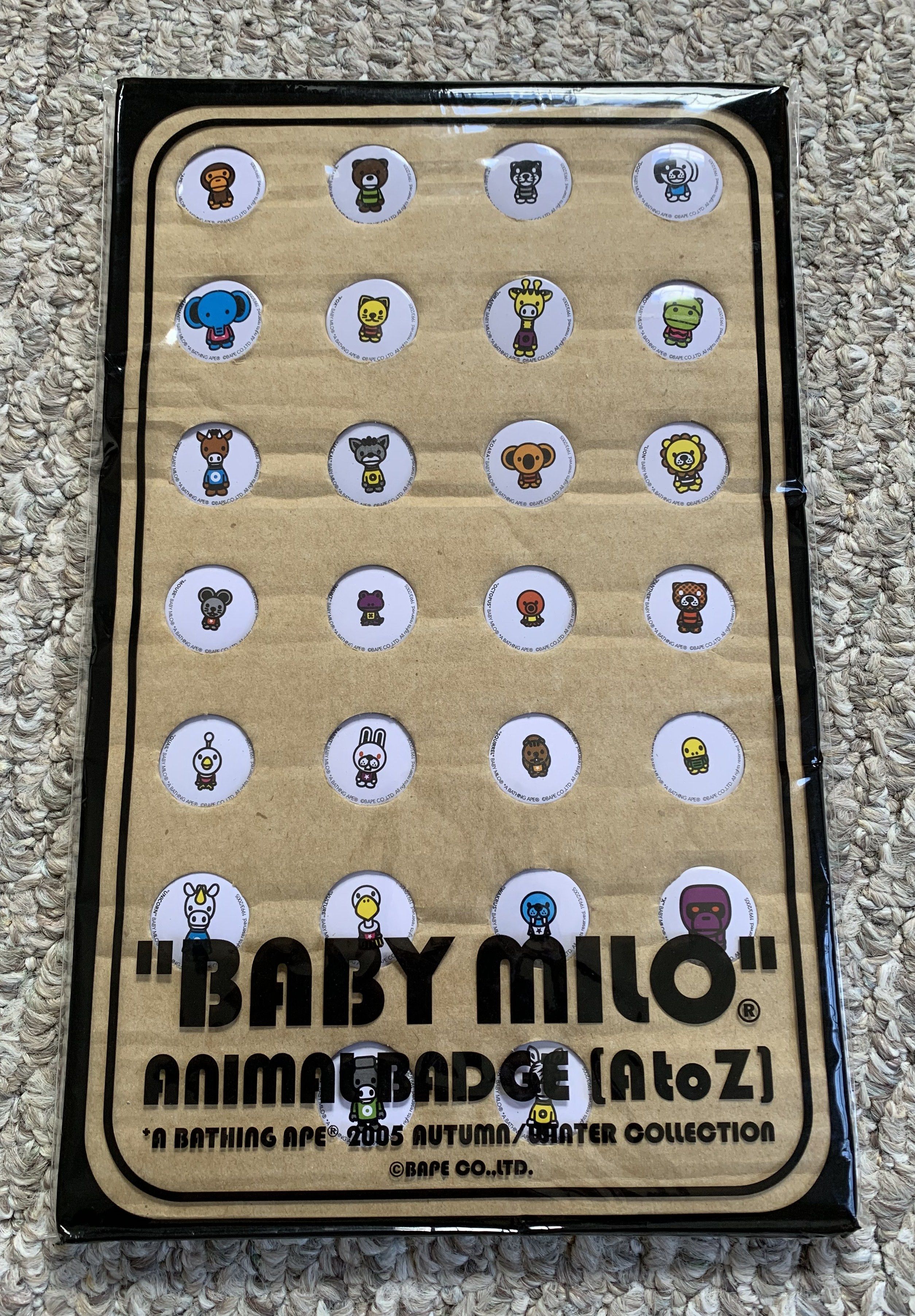 NEW 2005 Bape Baby Milo Animal Pin Buttons - 1