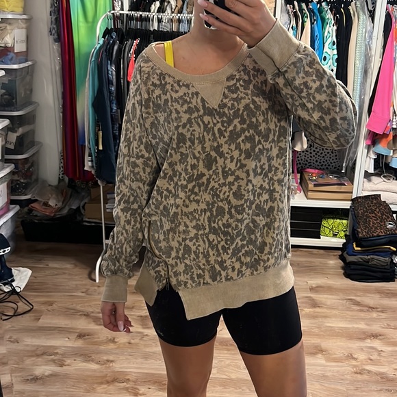 Vintage Havana Leopard Animal Print Burnout Sweatshirt - 7