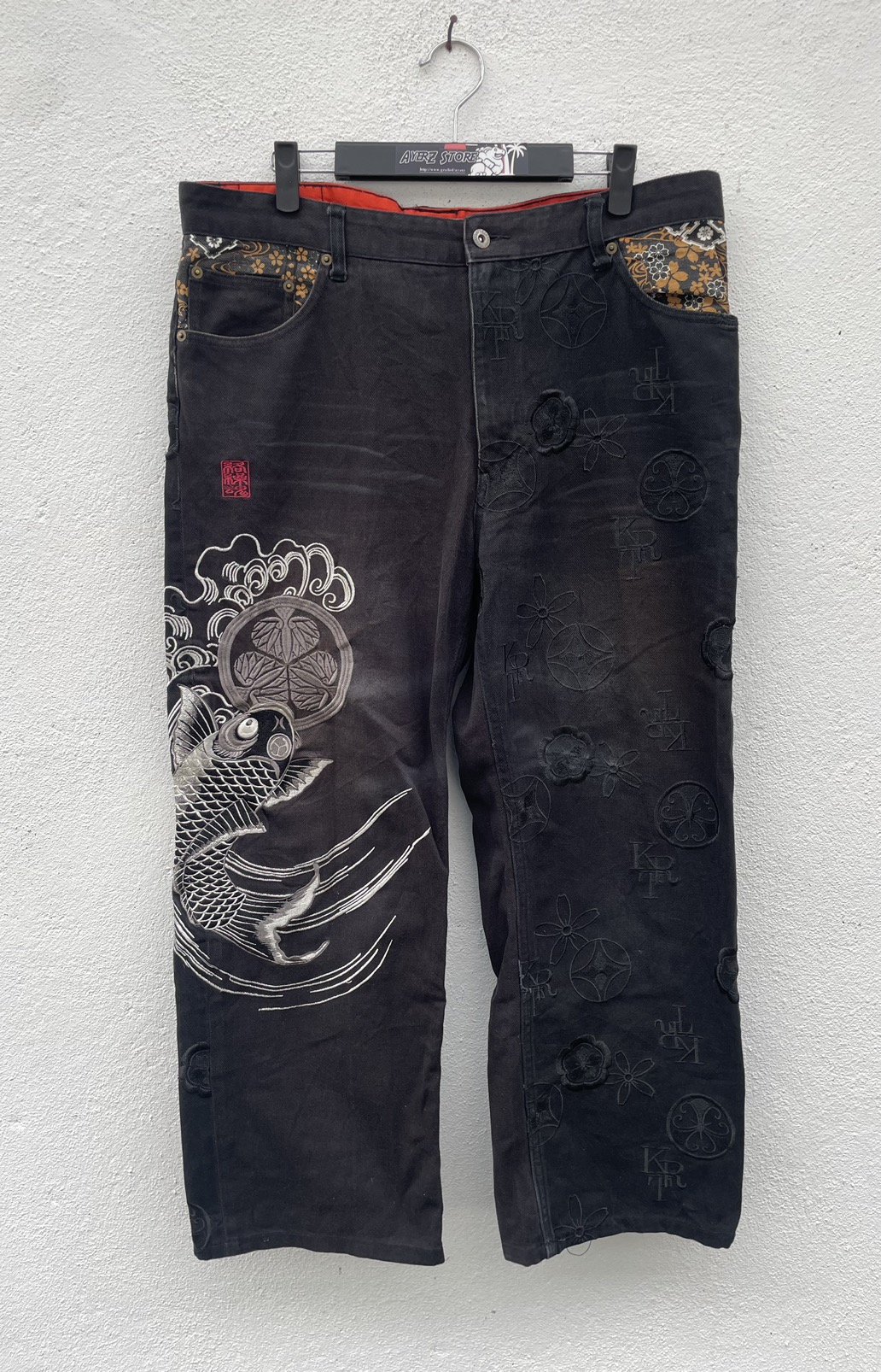 Japanese Brand - Karakuri Tamashi Embroidered Jeans - 1