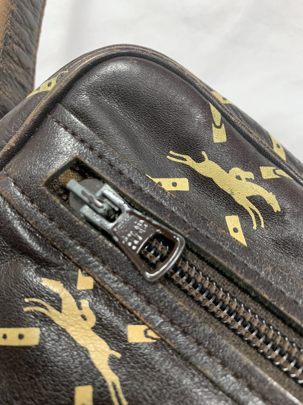 Longchamp sling leather bag - 10