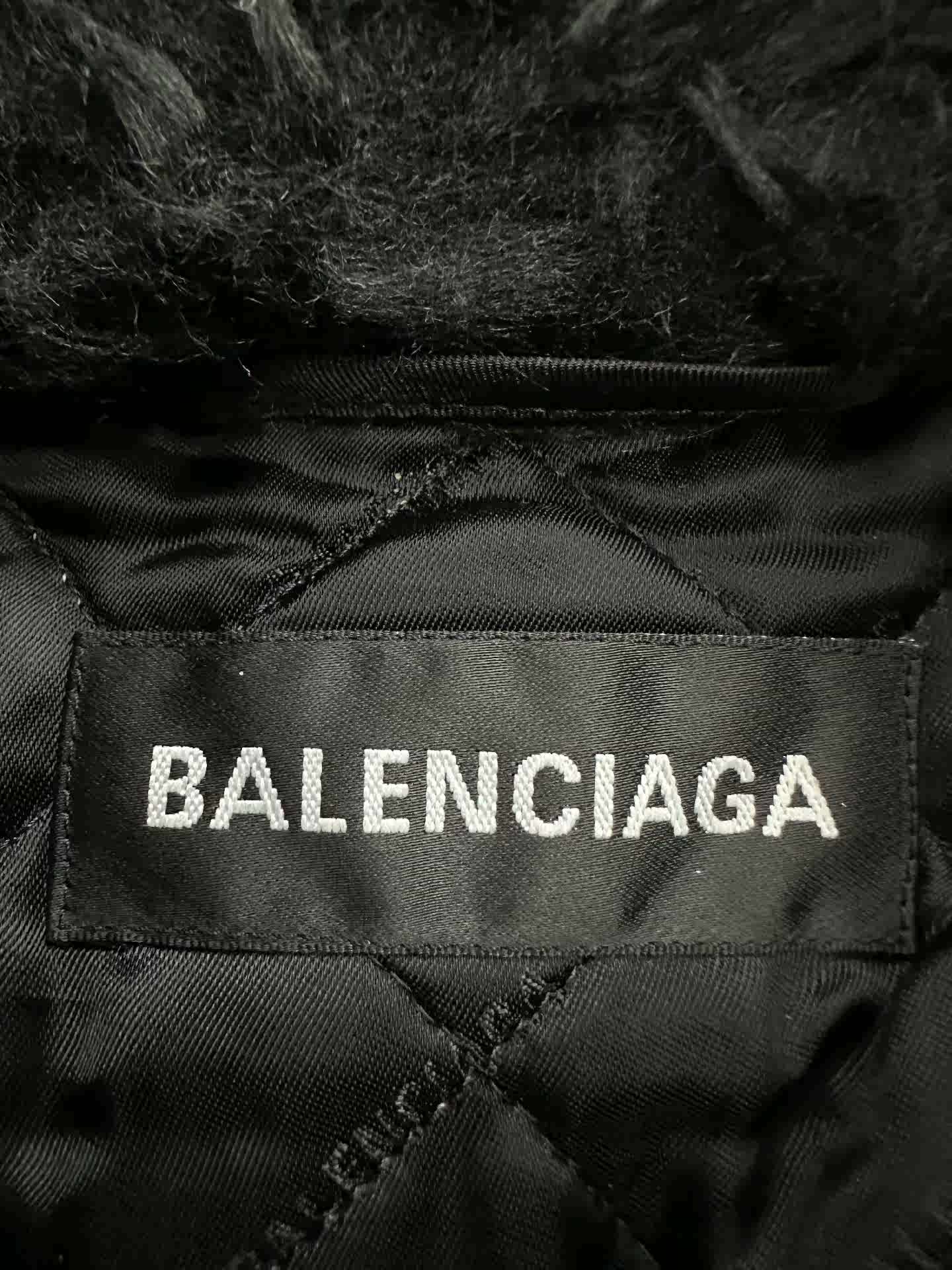 Balenciaga Day Waterside Shearling Coat - 3