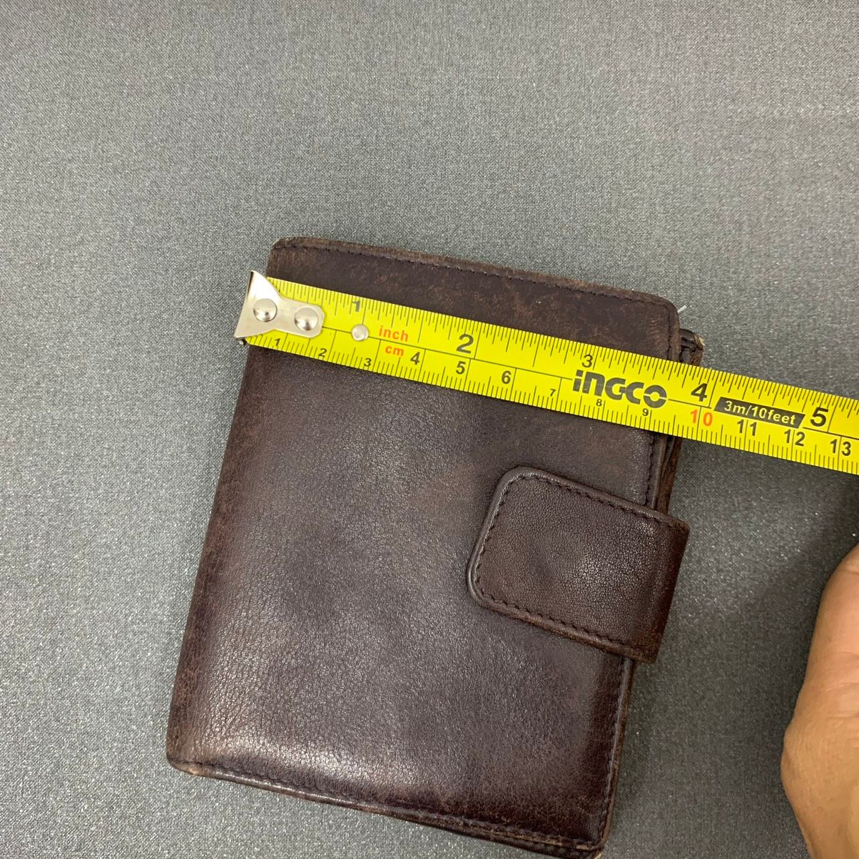 Thrashed Gucci Leather Wallet - 10