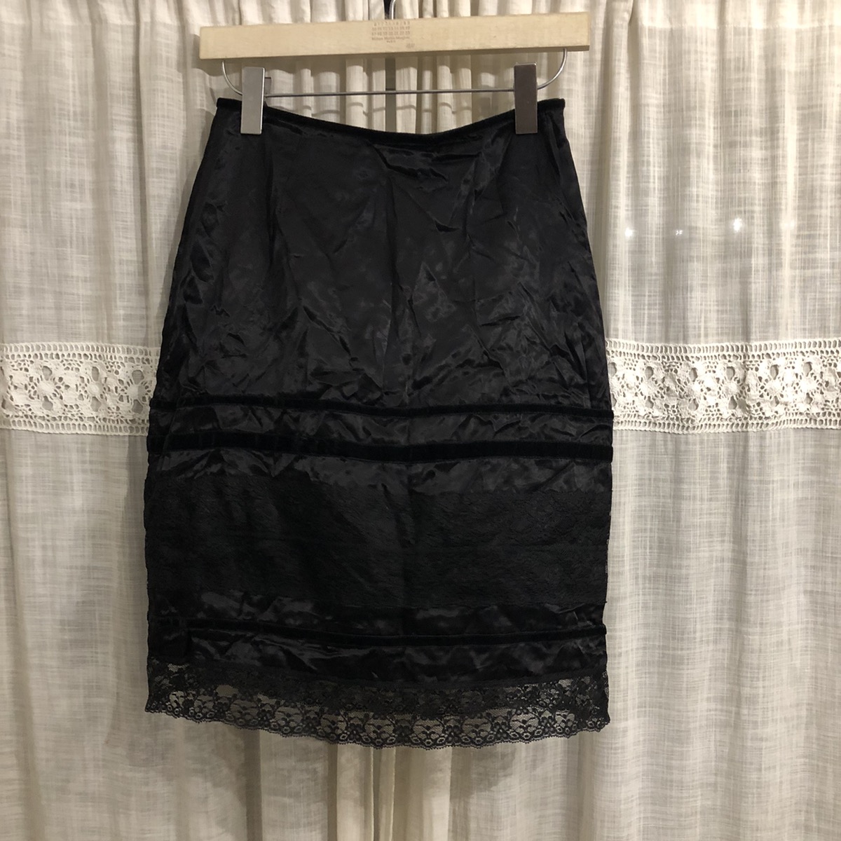 Moschino lace down mini skirt - 2