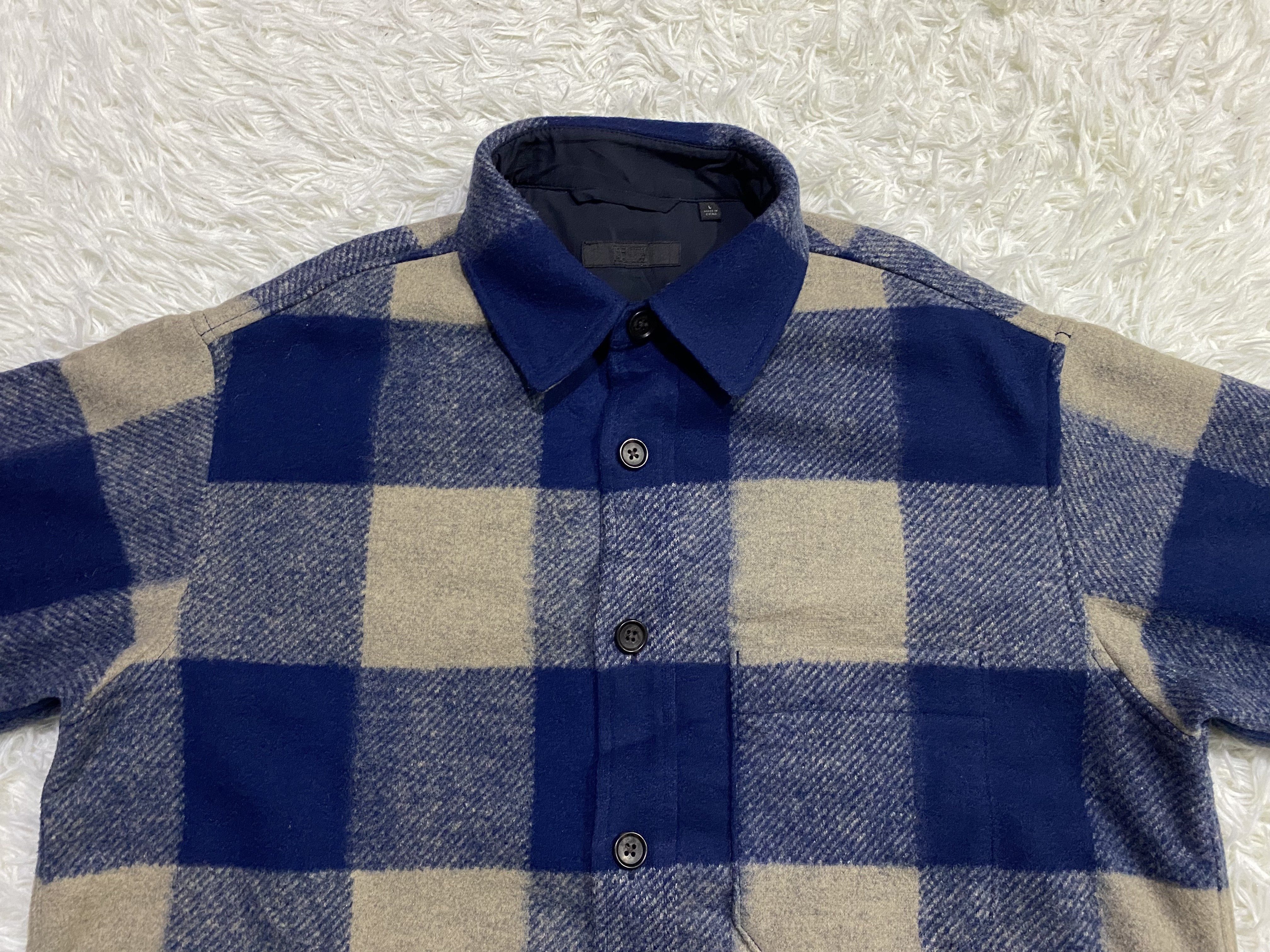 Flannel - Uniqlo Polyester Rayon Button Up Checked Flannel - 2