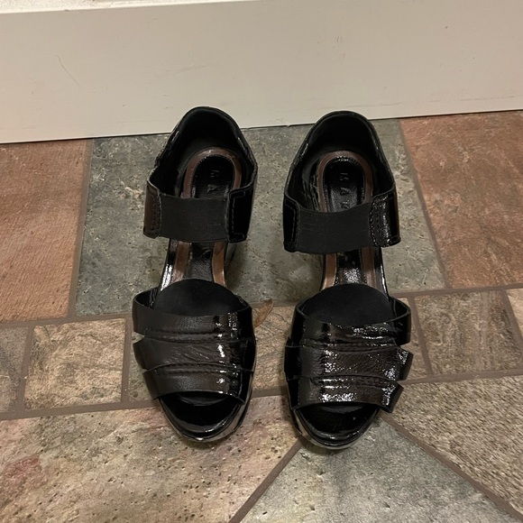 Marni Y2K Patent Leather Wedge Heels vintage - 6