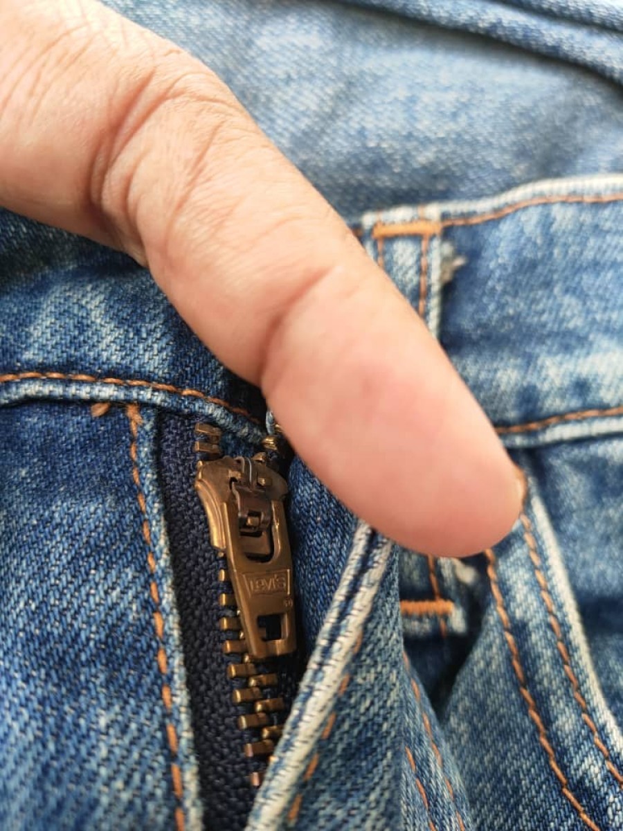 DELETE TODAY Levis Denim Pant - 5