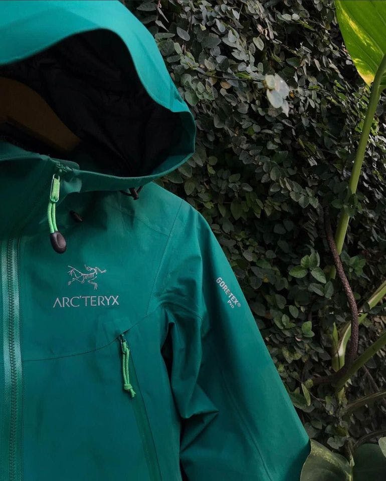 Arcteryx Beta Lt Womens Outdoor Jacket Gore-Tex - 4