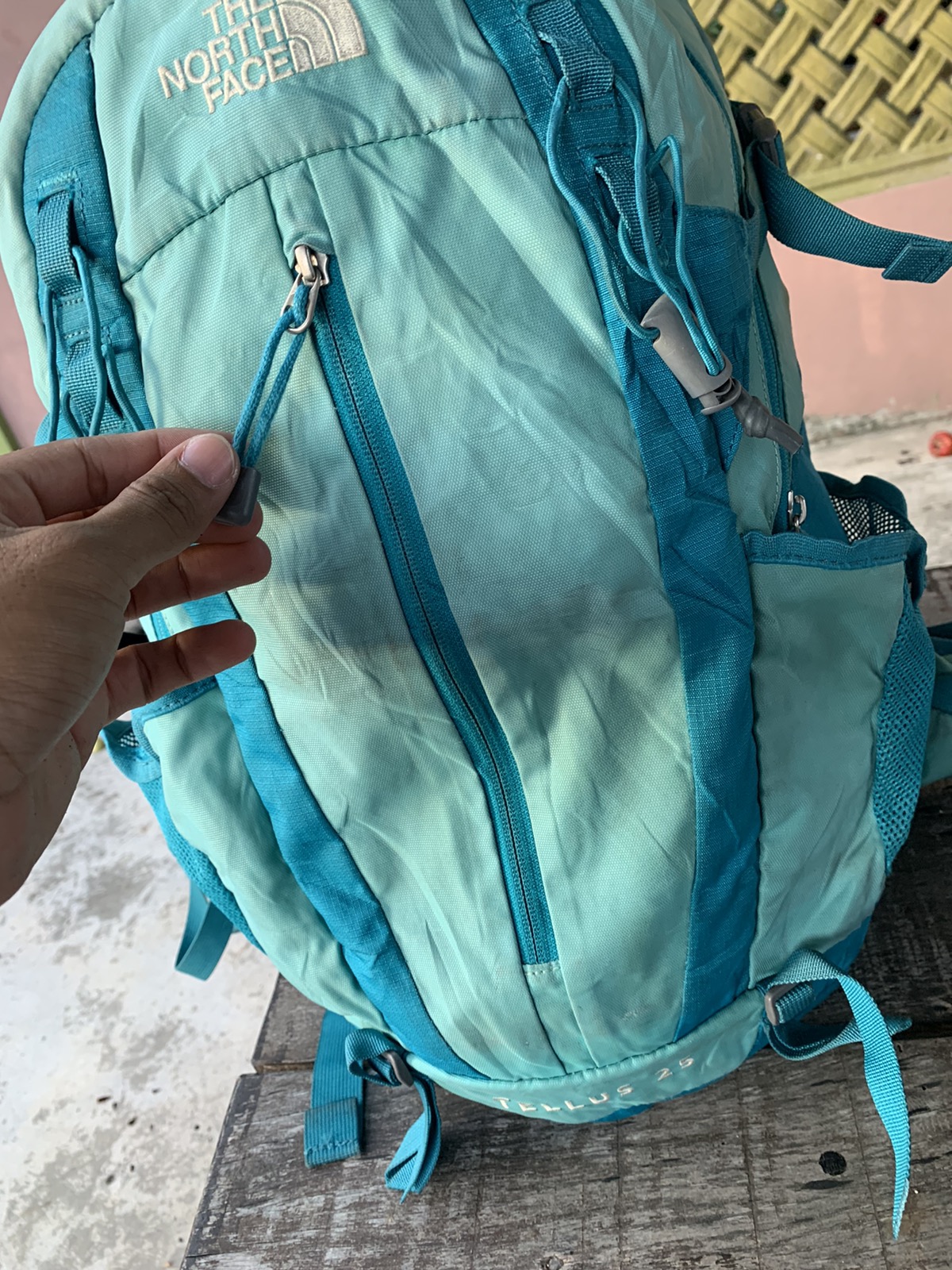 The north face back pack 25L - 4