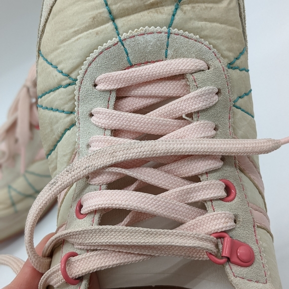 Unique Vintage Tretorn Pink Lace up Suede  Athletic Sneakers Women's 9 - 7
