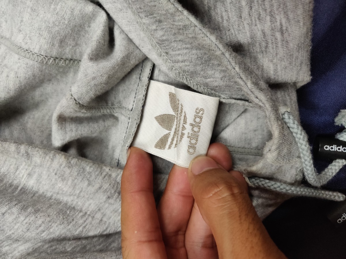 Embroidered Big Logo Pullover Sweatshirt - 5