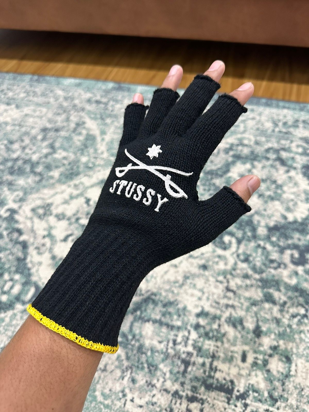 Stussy Sword Fingerless Gloves Black Yellow (Japan Only) - 4