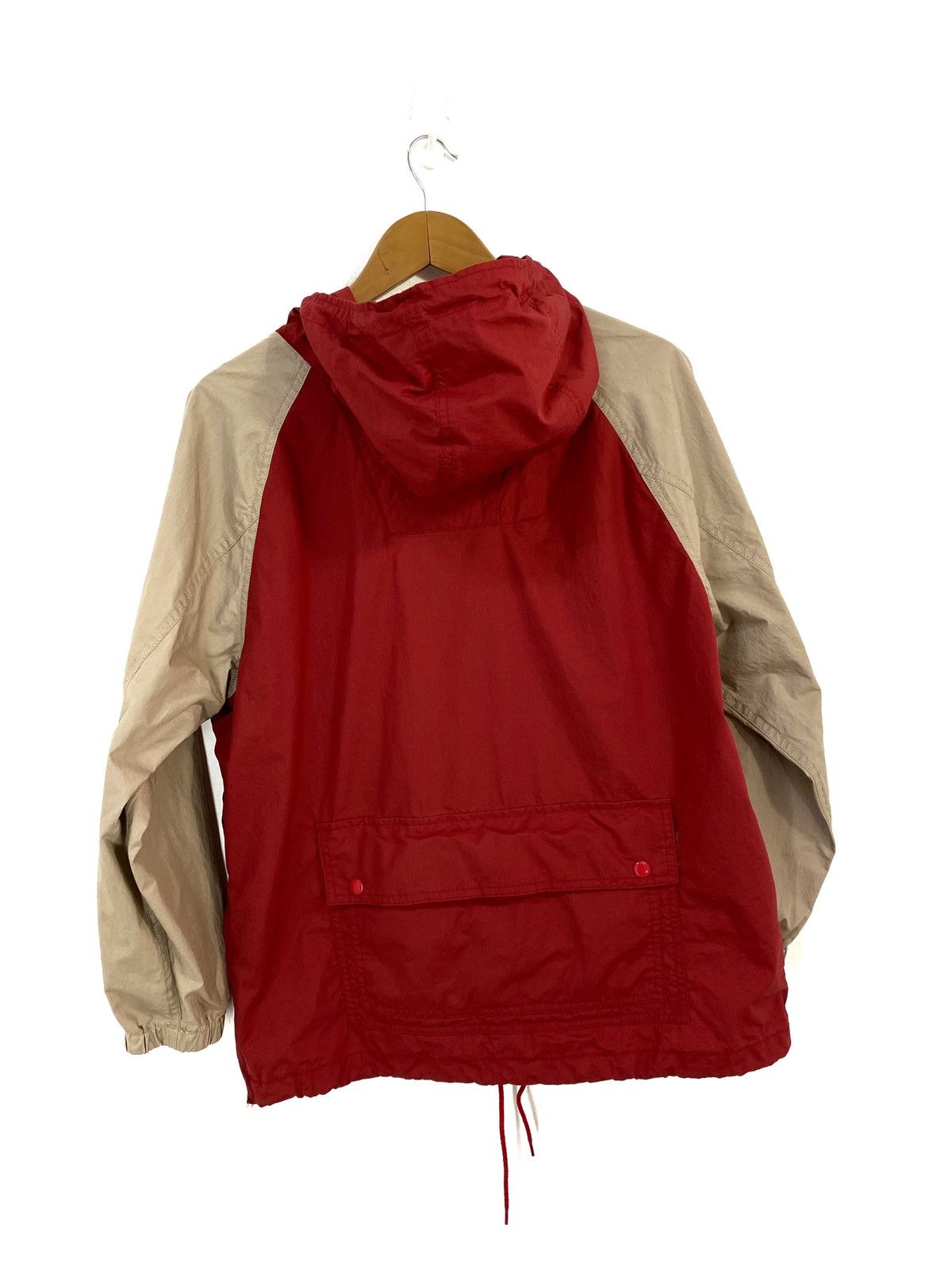 Beams Plus Anorak Jacket Back Pocket Design two tone Color - 3