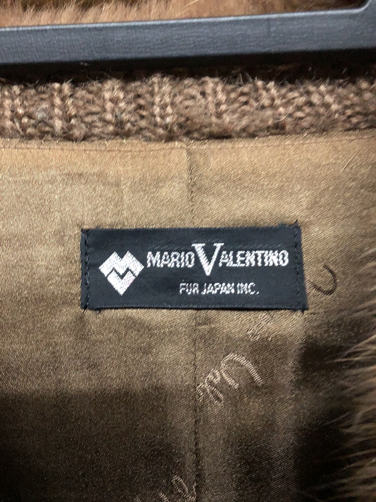 Mink Fur Coat - VINTAGE MARIO VALENTINO FUR JAPAN LINING BUTTON LESS KNIT - 9