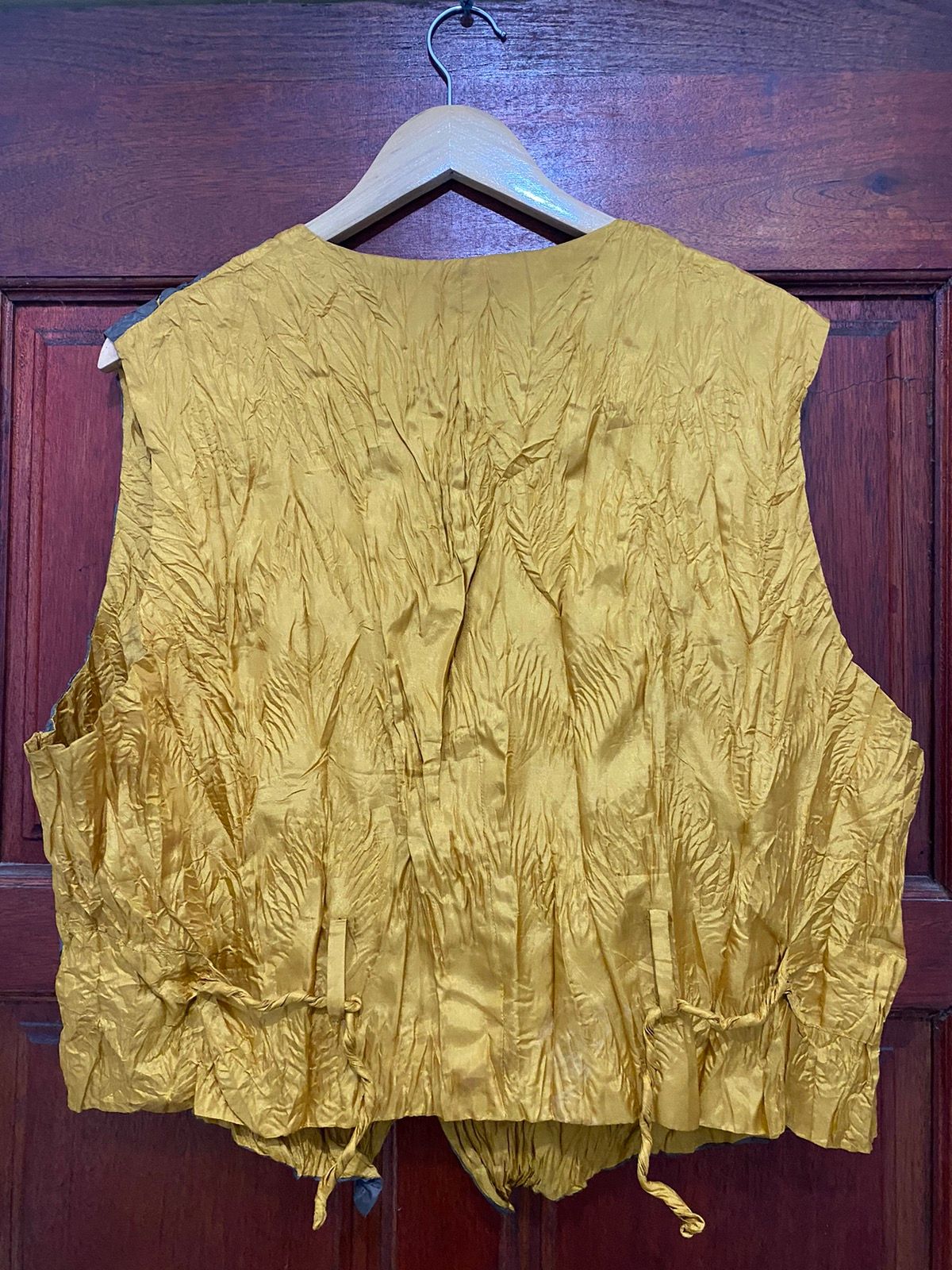 Issey Miyake Wrinkle Silk Design Vest (Waist Coat) - 2