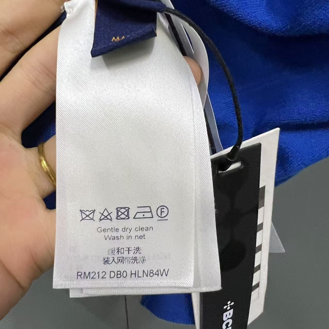 Louis Vuitton LV blue and white knitted logo short sleeves - 4