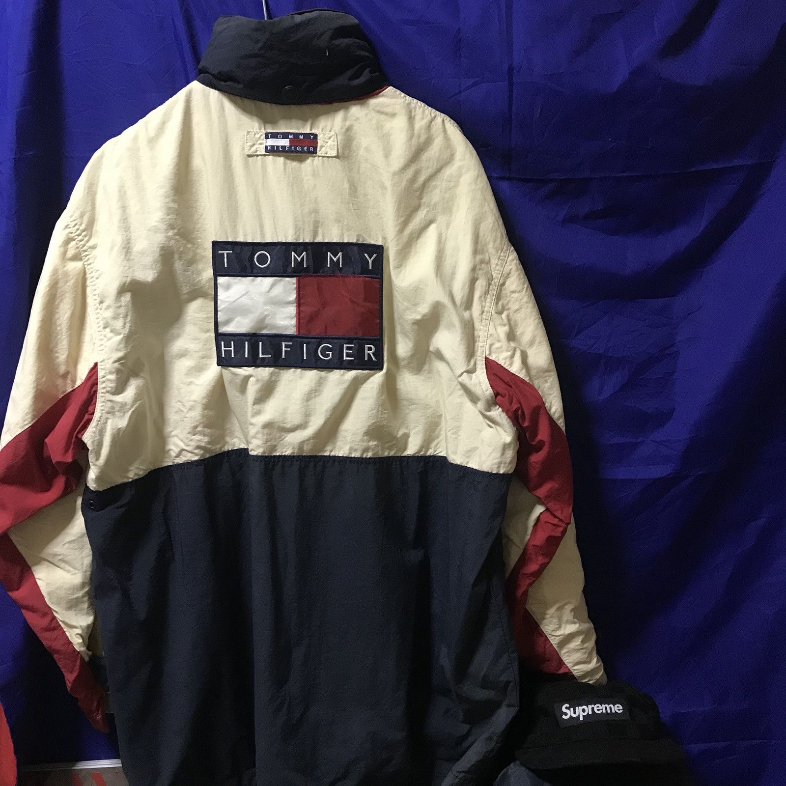 Vintage 90s Tommy Hilfiger Big Flag Logo Hoodie Jacket Size M/XL - 2