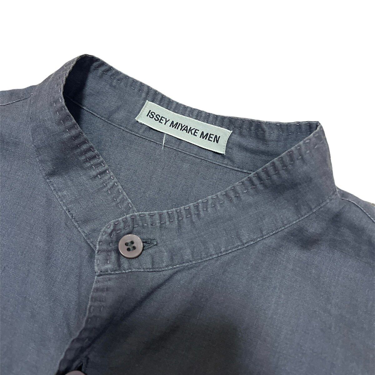 Issey Miyake Men Mandarin Collar Linen Button ups Shirt - 2