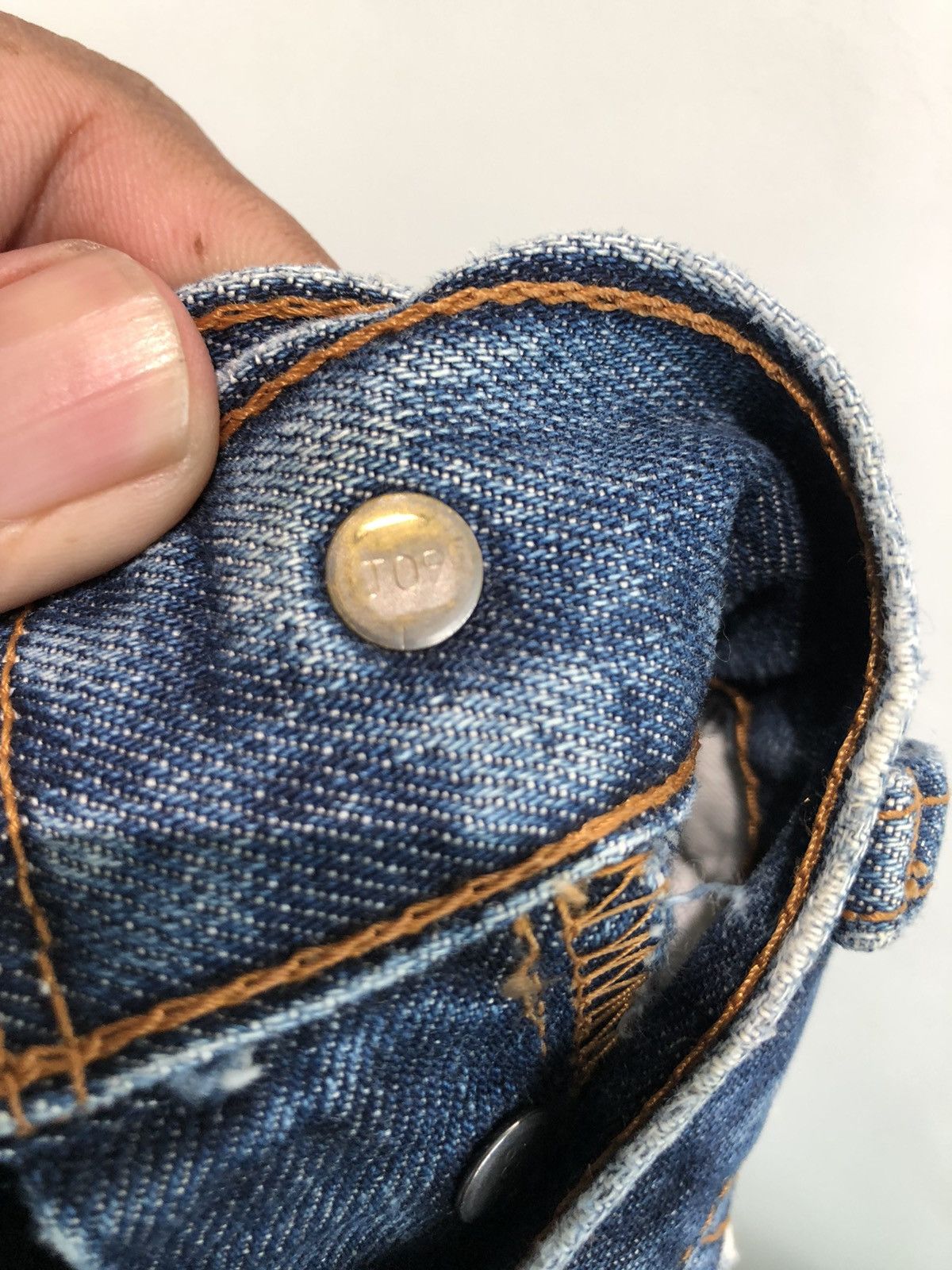 Vintage Levis 502 Distressed Denim - 8