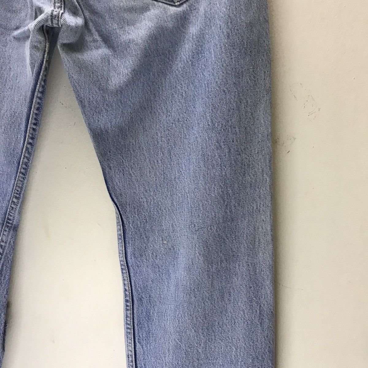 Vintage 90s Levis 501xx Distressed Denim Lightwash Cobain - 15