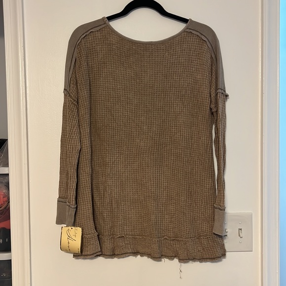 Vintage Havana Soft Waffle Knit Top - 10