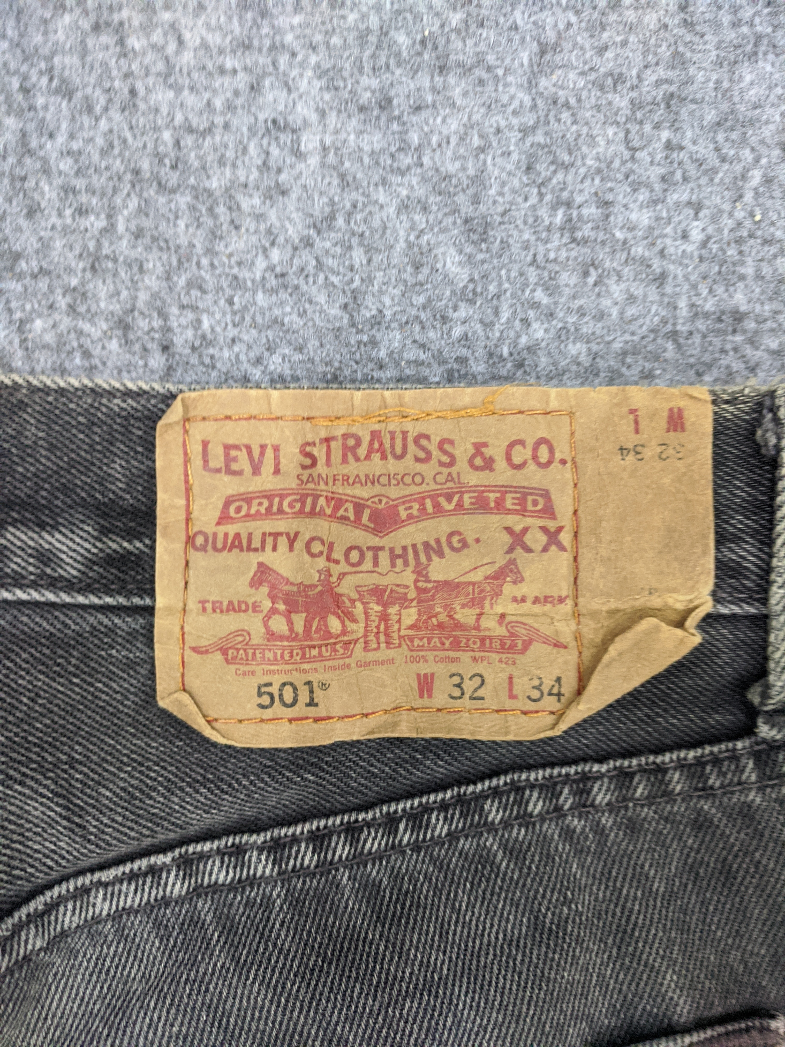 Vintage - Vintage Sun Faded Levis 501 Black Jeans