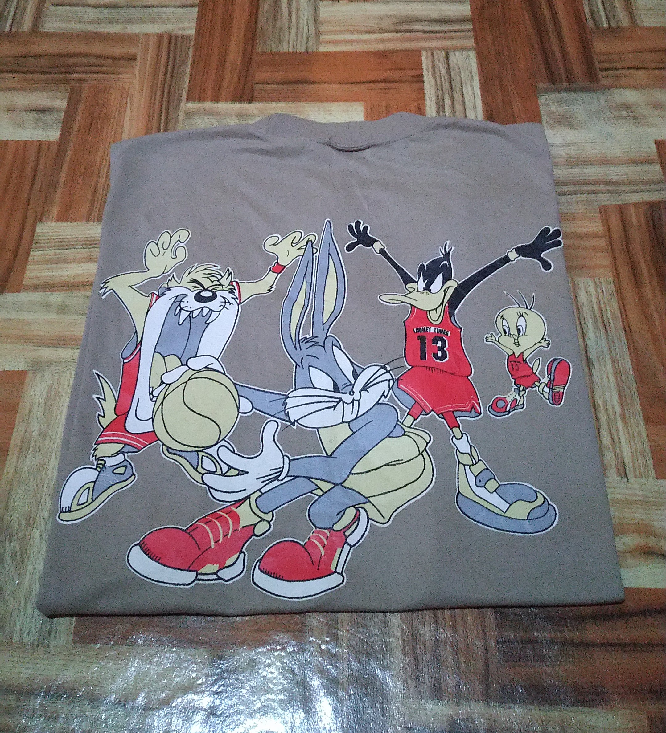 Vintage - Tazmania x Tweety x Duffy Duck X Bug bunny Slam Dunk Shirt - 1