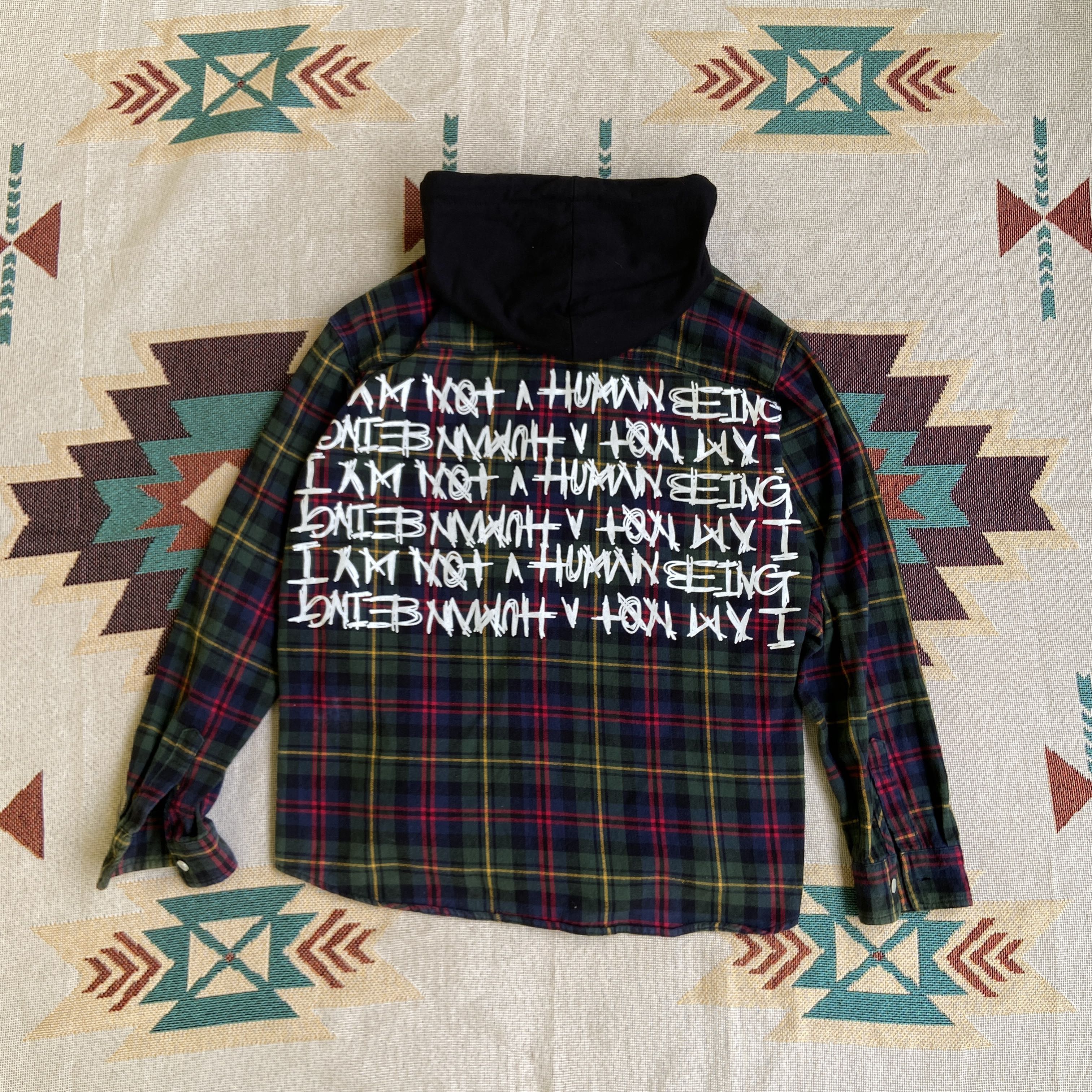 I Am Not A Human Being Hooded Style Veterano Tartan For Layer Outer - 8