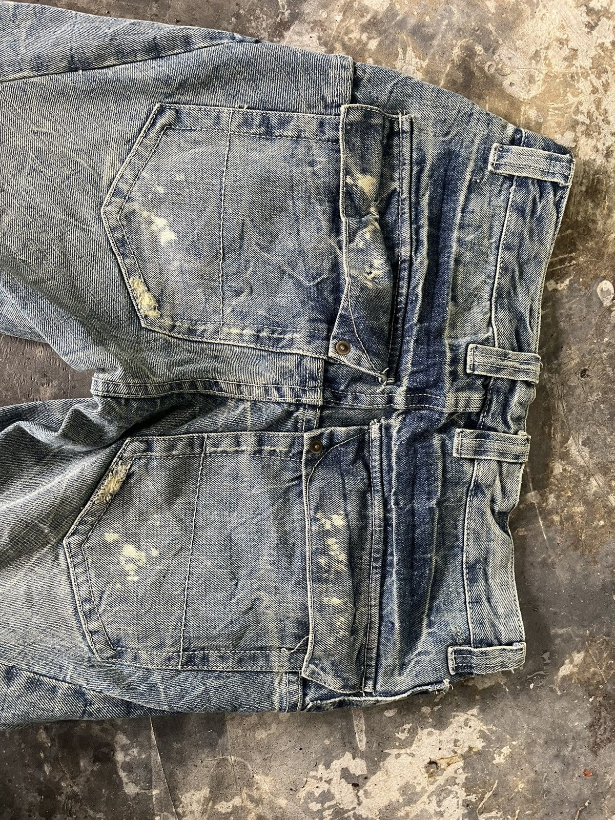 💥Vintage Distressed Banana Cut Denim - 14