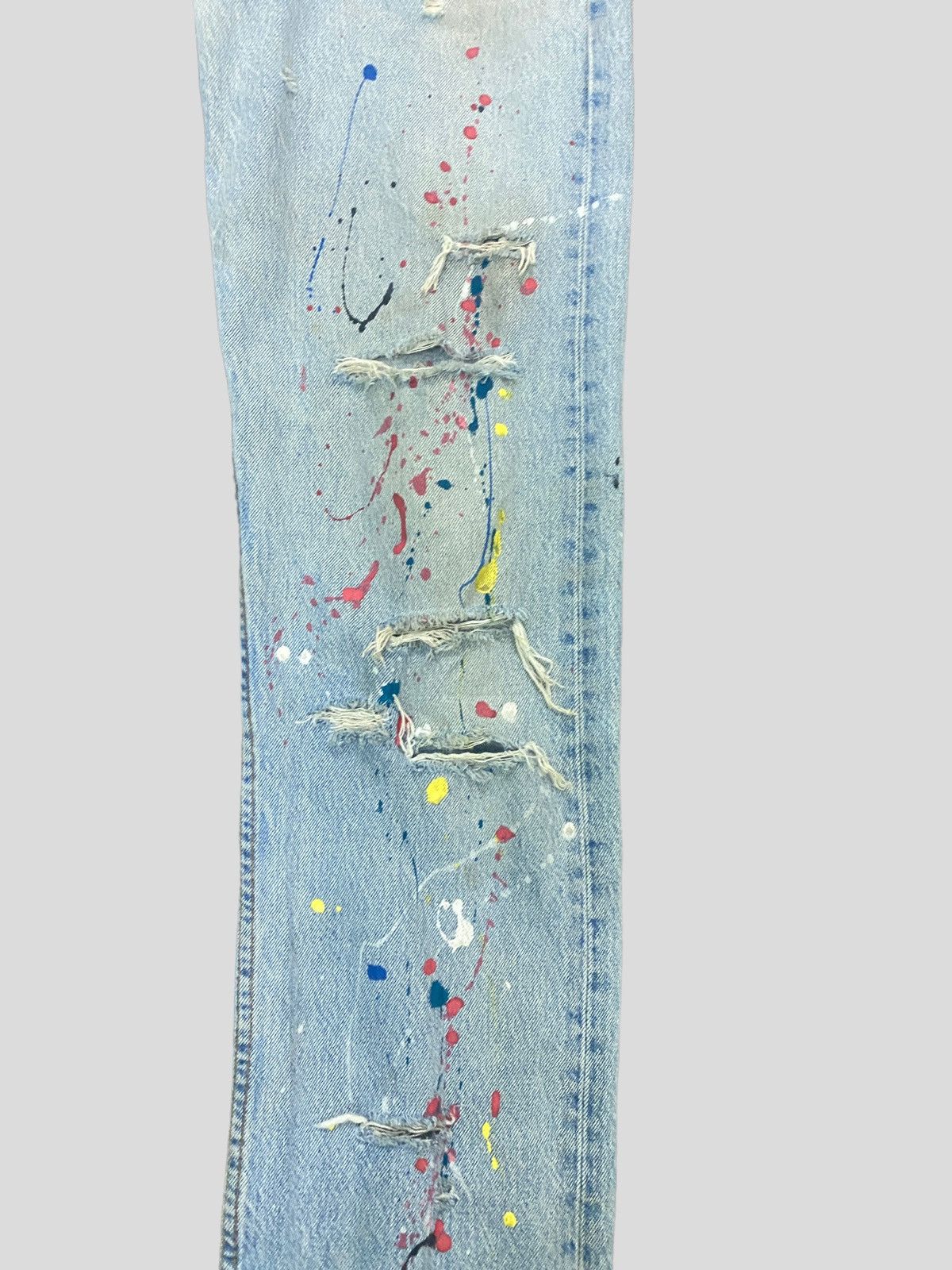 VINTAGE 90s Levi's 501 PAINT SPLASHED VERY DISTRESSED DENIM - 7