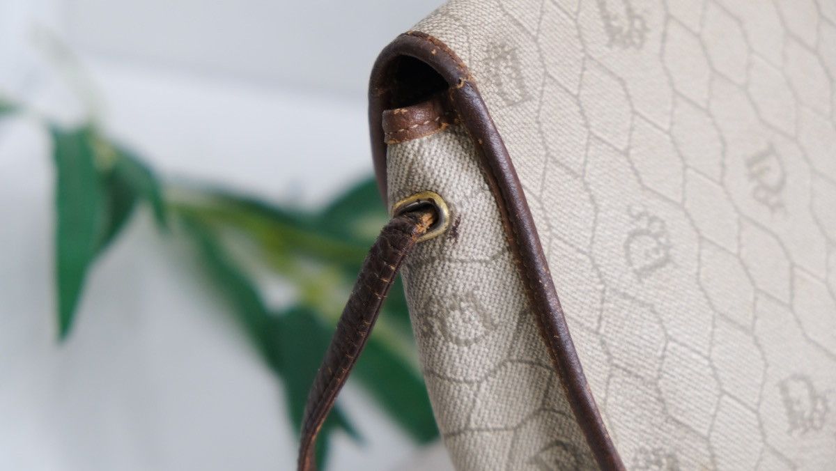 Authentic vintage Christian Dior honeycomb crossbody bag - 11