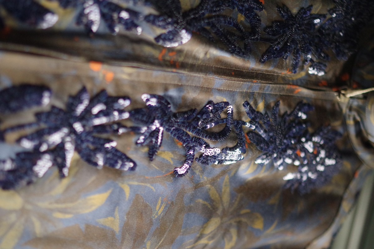 runway SS18 50 Sequin Embroidered Palm Print look52 - 5