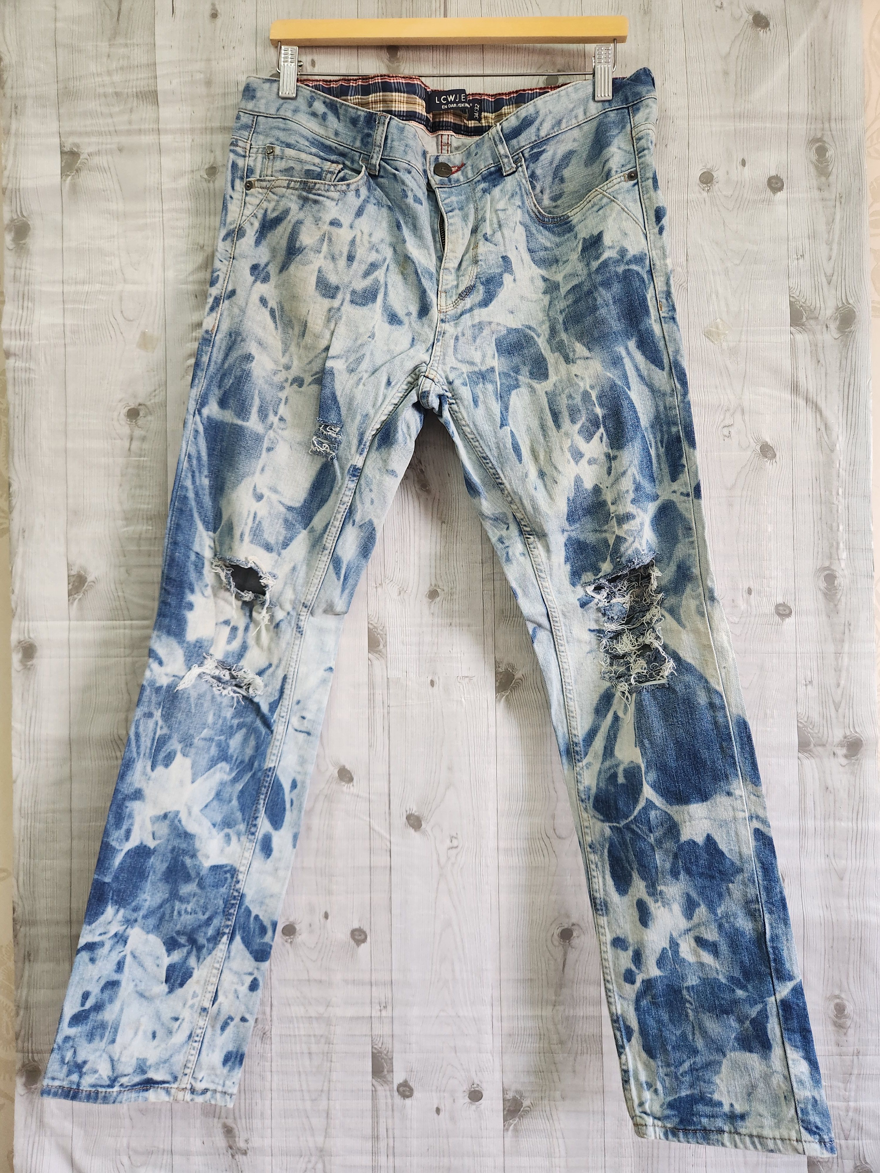 Distressed Denim - Acid Wash Distressed Japanese Denim LCW Jeans - 1