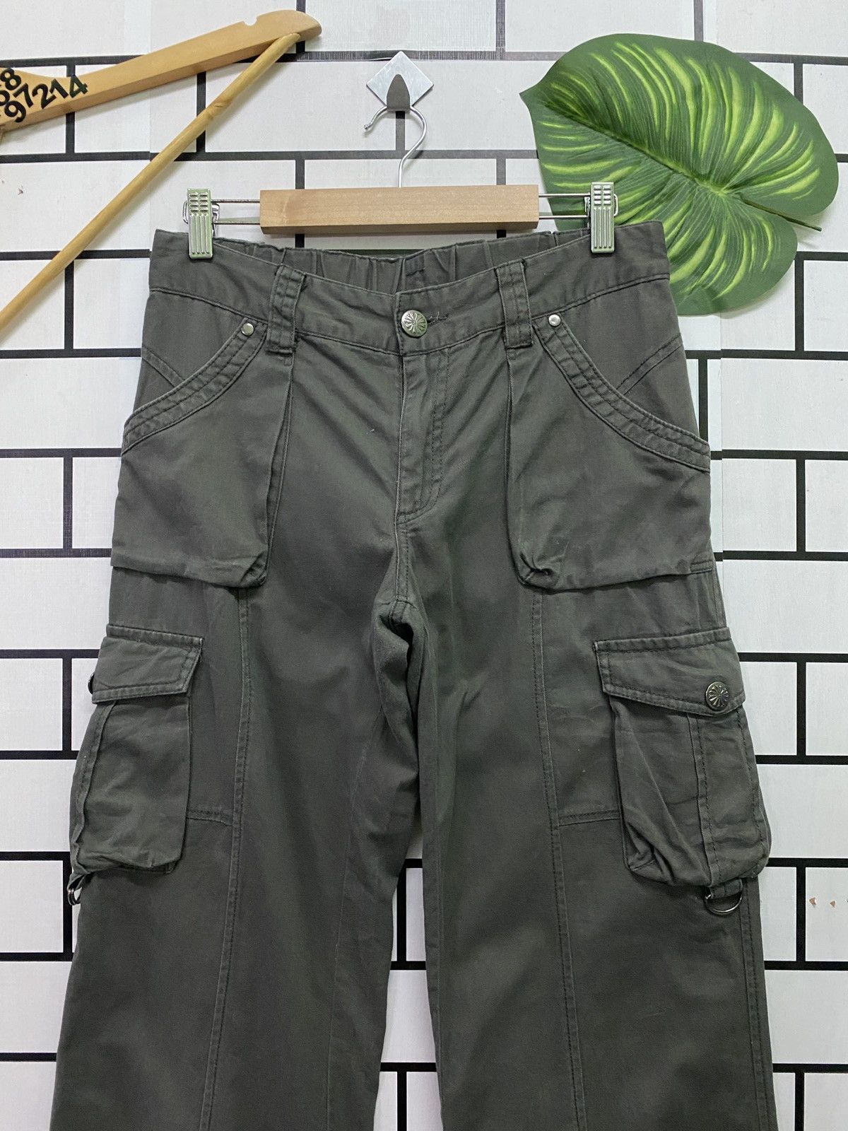 Japanese Brand - Unknown Cargo Japanese Tactical MultiPocket Parachute Pants - 3