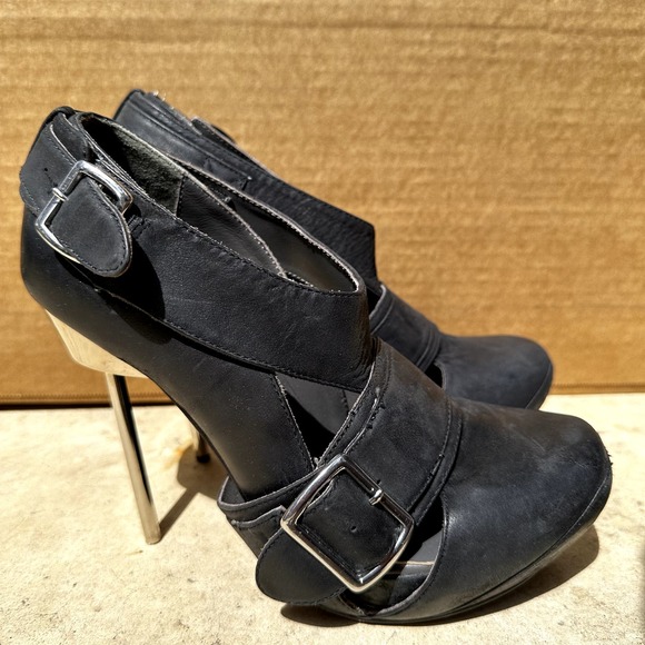 United Nude Ankle Boots Heels Closed Toe Buckle Straps Leather Black 7.5 - 3