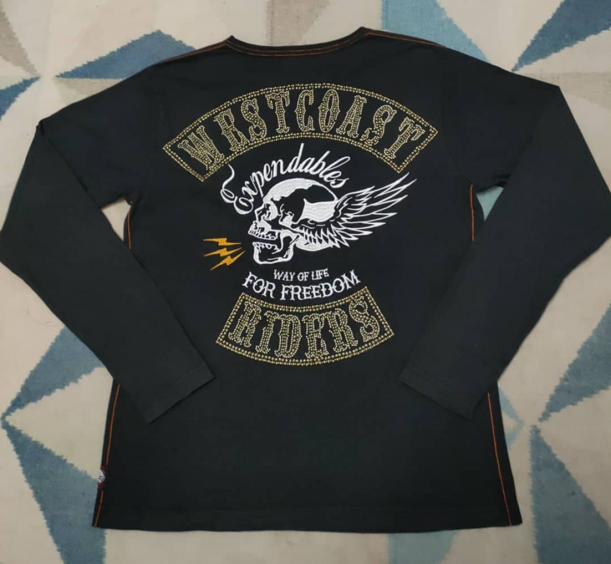 Japanese Brand - Flagstaff Embroidered T - 1