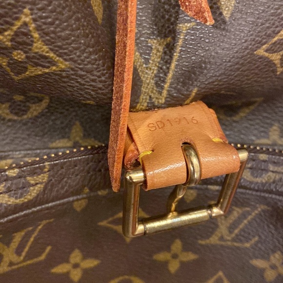 Louis Vuitton Vintage Monogram Montsouris Backpack 1996 - 12