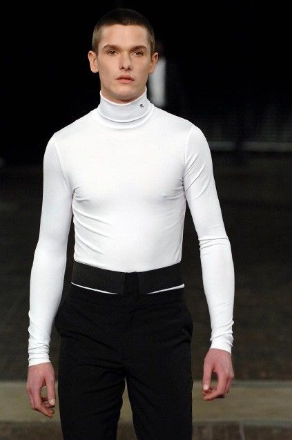 06aw white turtleneck - 1