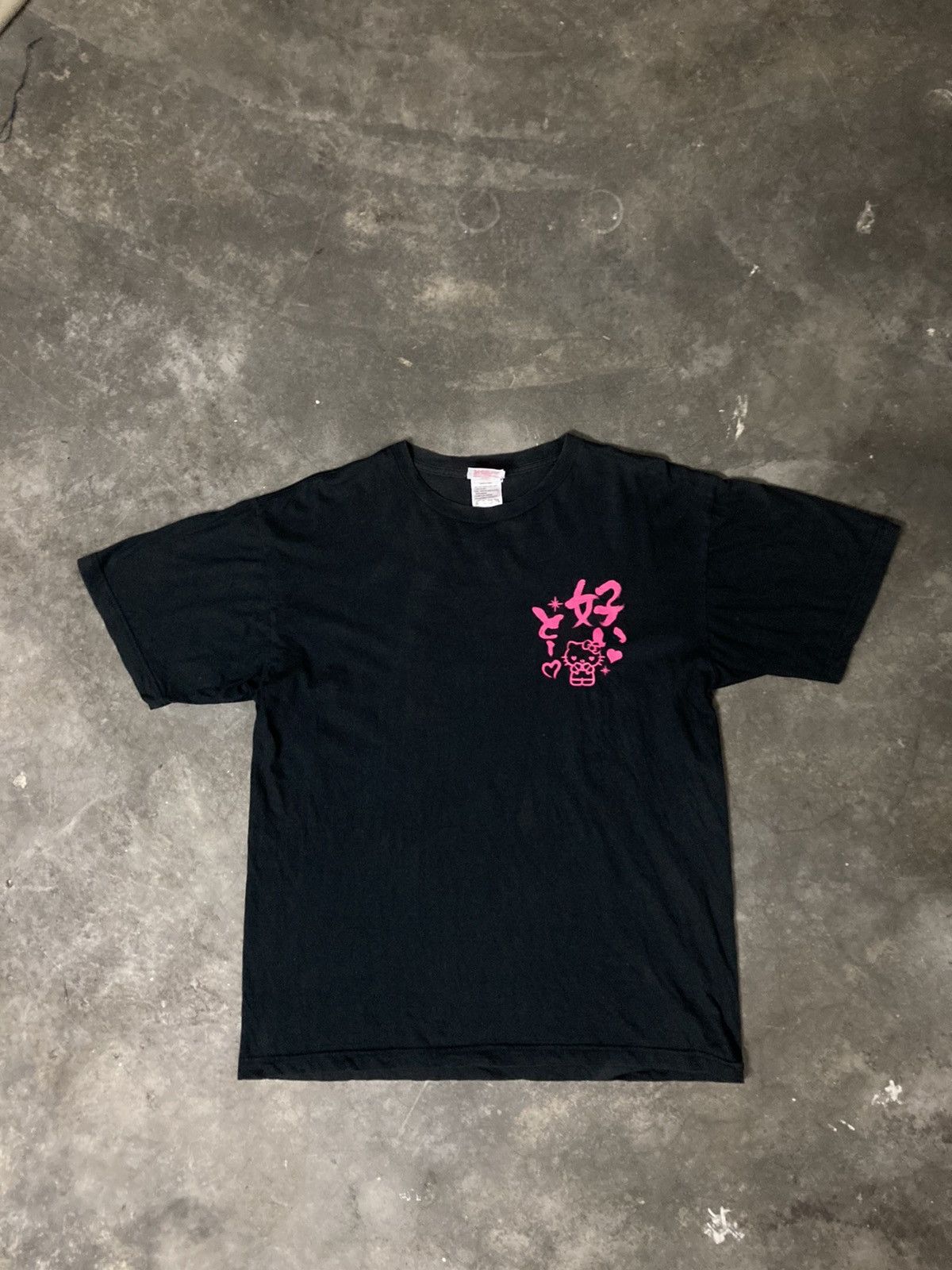 Japanese Brand - Hello Kitty Under license by Sanrio T shirt - 6