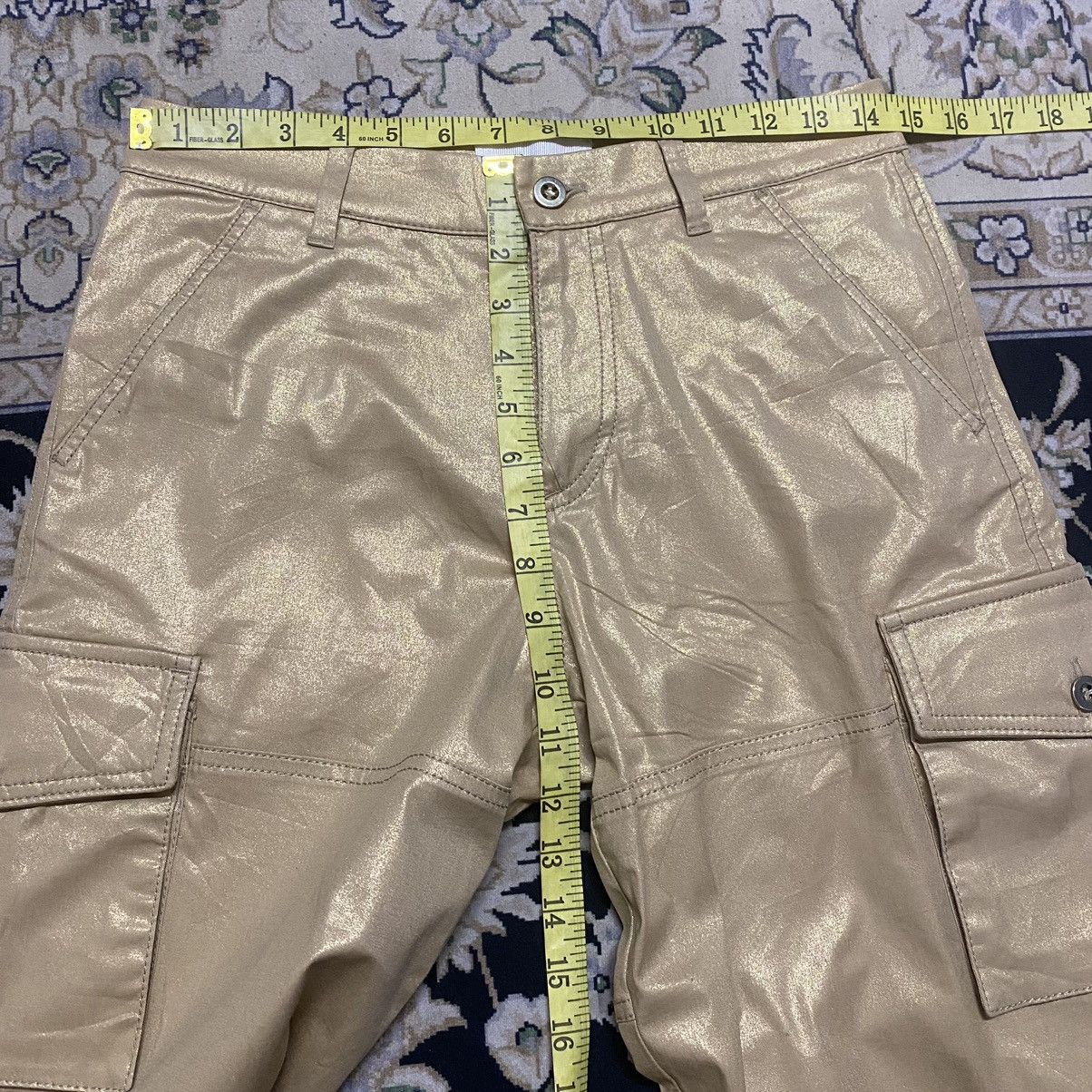 Dolce & Gabbana Cargo Pants Shorts Gold - 23