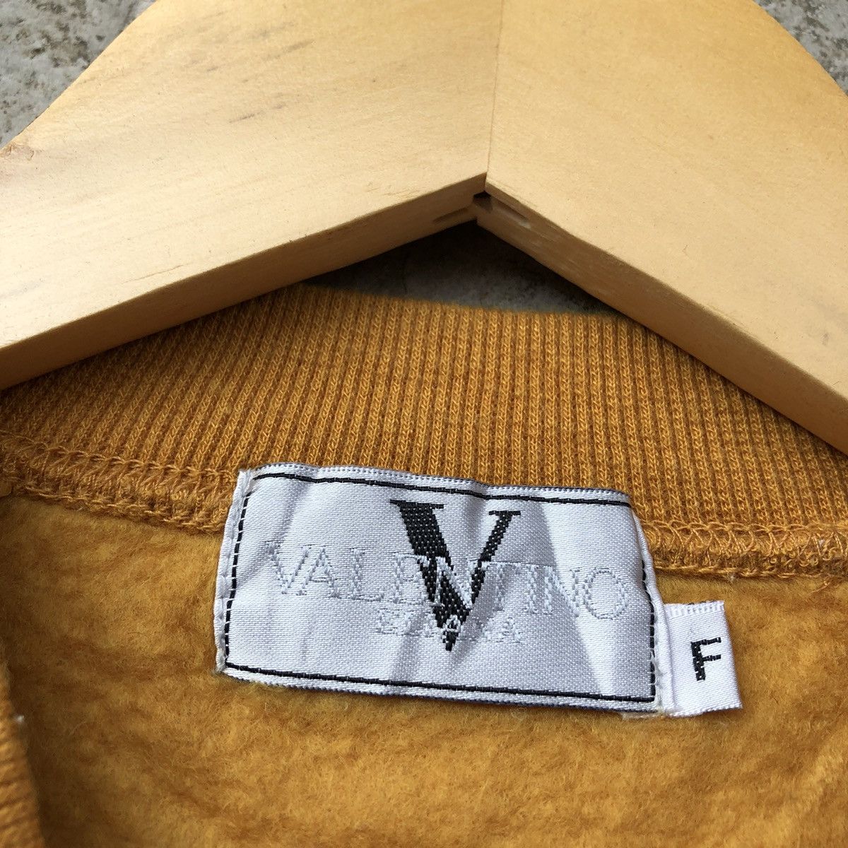 Final drop‼️ VALENTINO ELIANA big logo sweatshirts - 2