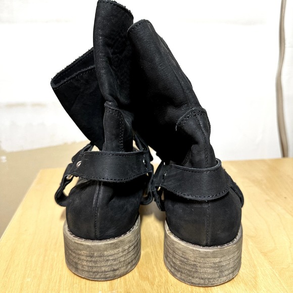 Sundance Ankle Boots Heeled Round Toe Buckle Studded Leather Black EU 38 US 7.5 - 4