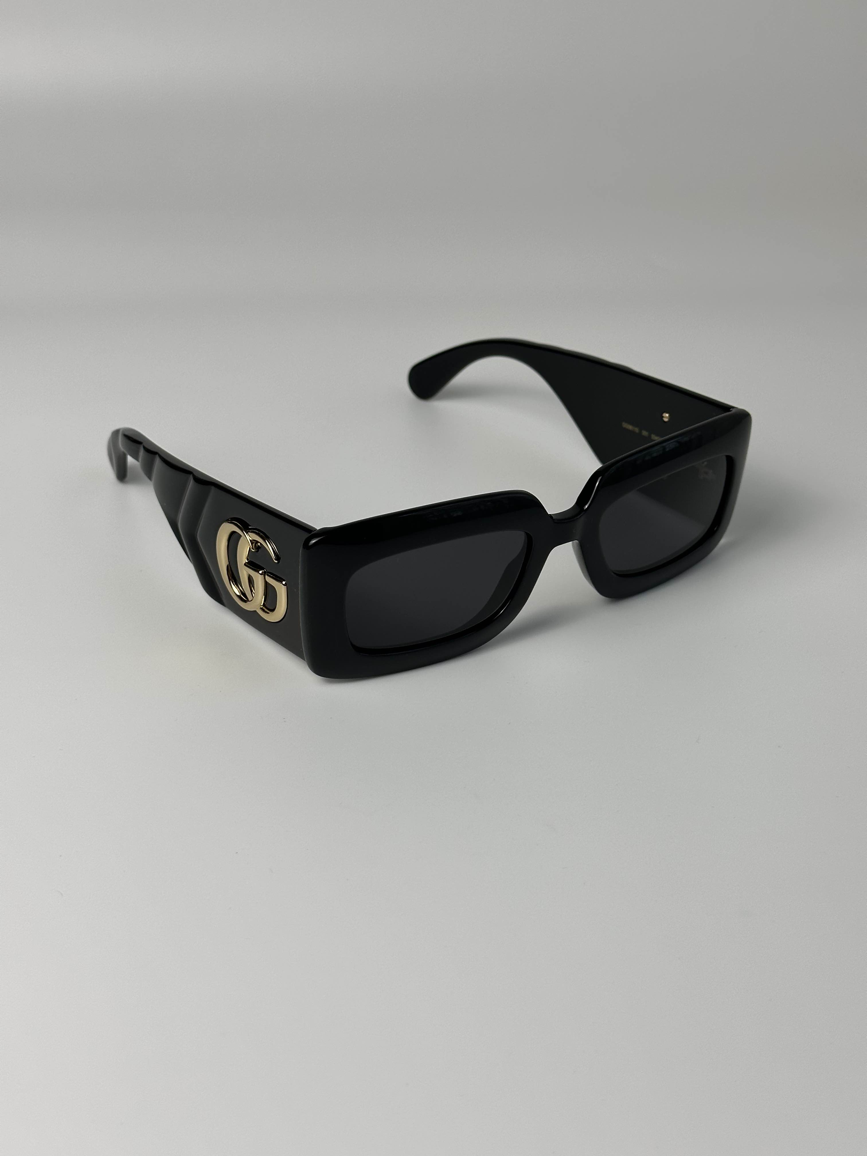 BRAND NEW GUCCI GG0811S 001 Black/Grey Unisex Sunglasses   - 1