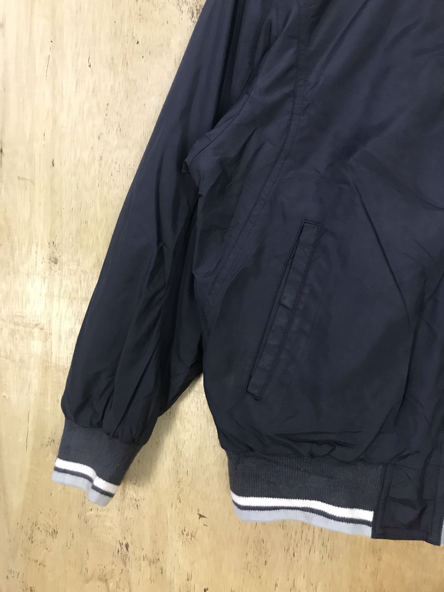 Descente - Vintage Descente Varsity Light Jacket - 3