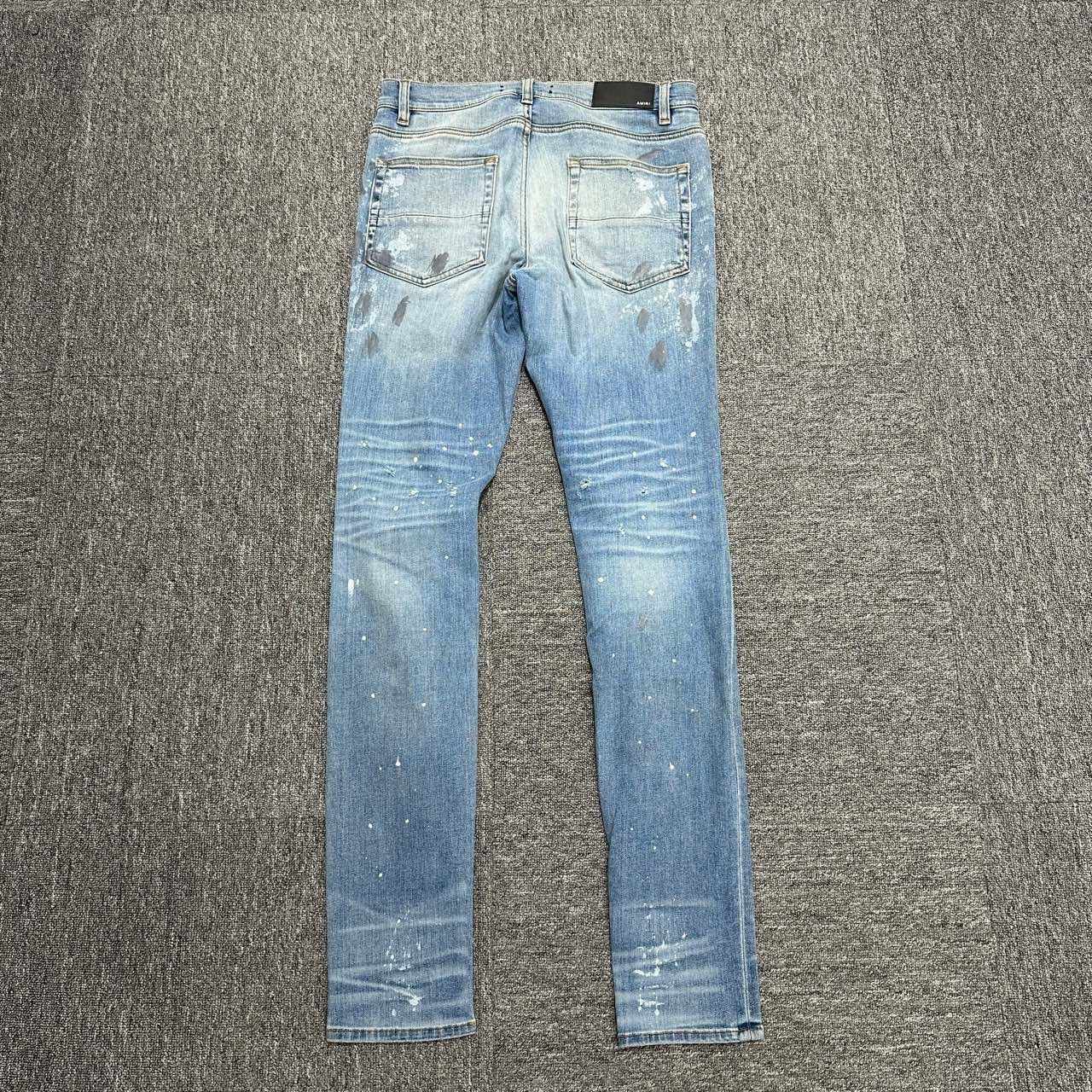 Amiri Single Knee Distressed Splatter Denim Jeans - 2