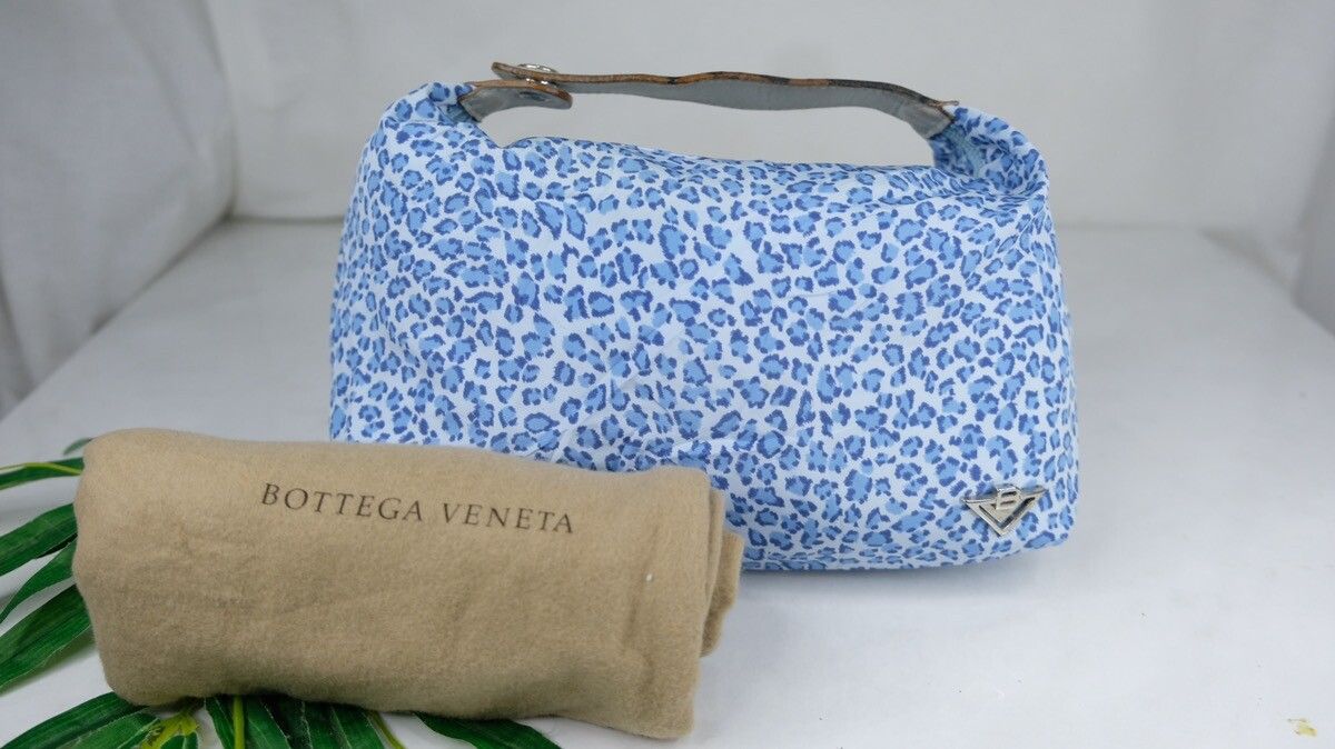 Vintage bottega venetta blue leopard cosmetic bag - 2