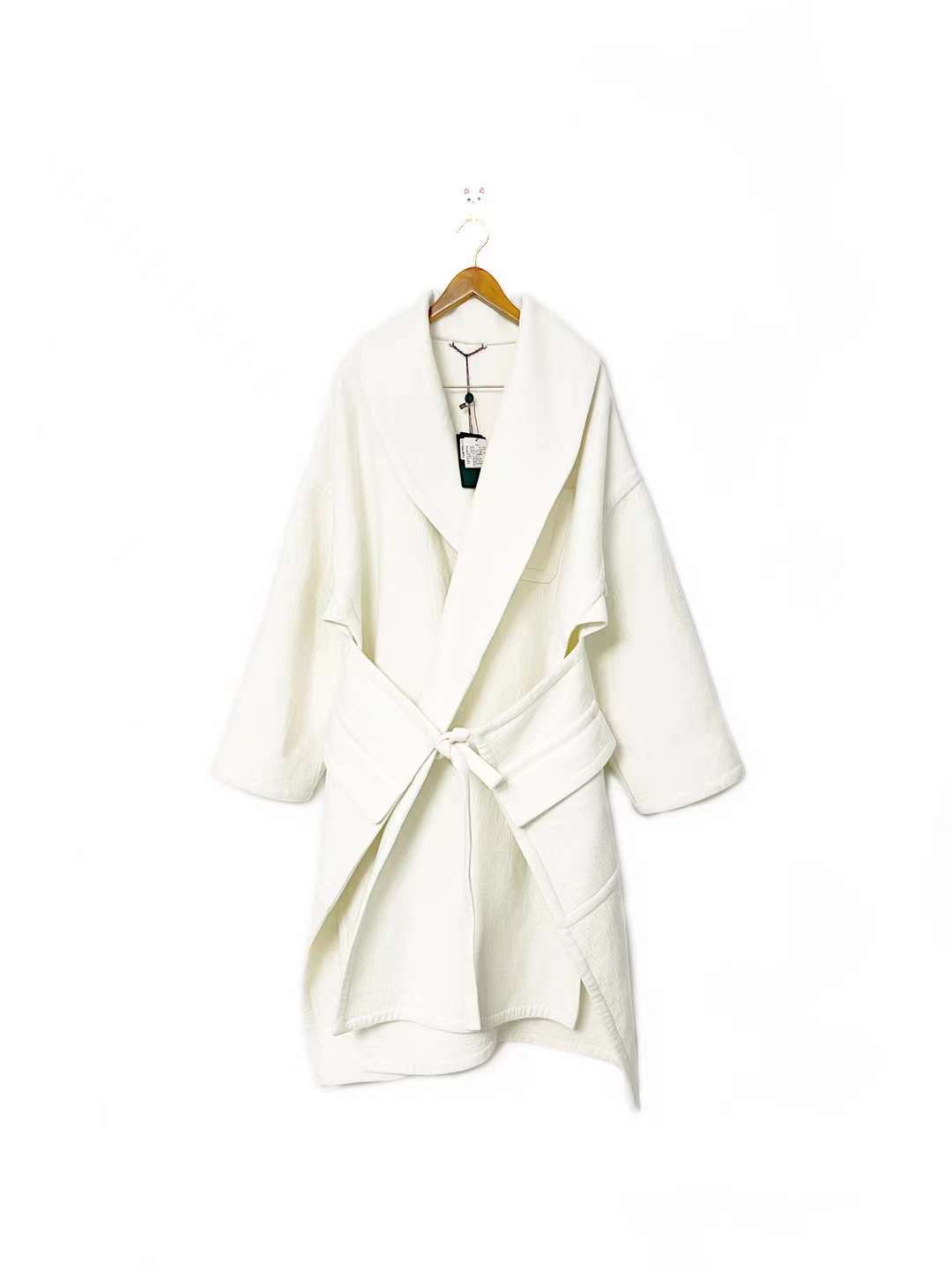 White wrap coat bathrobe style - 1